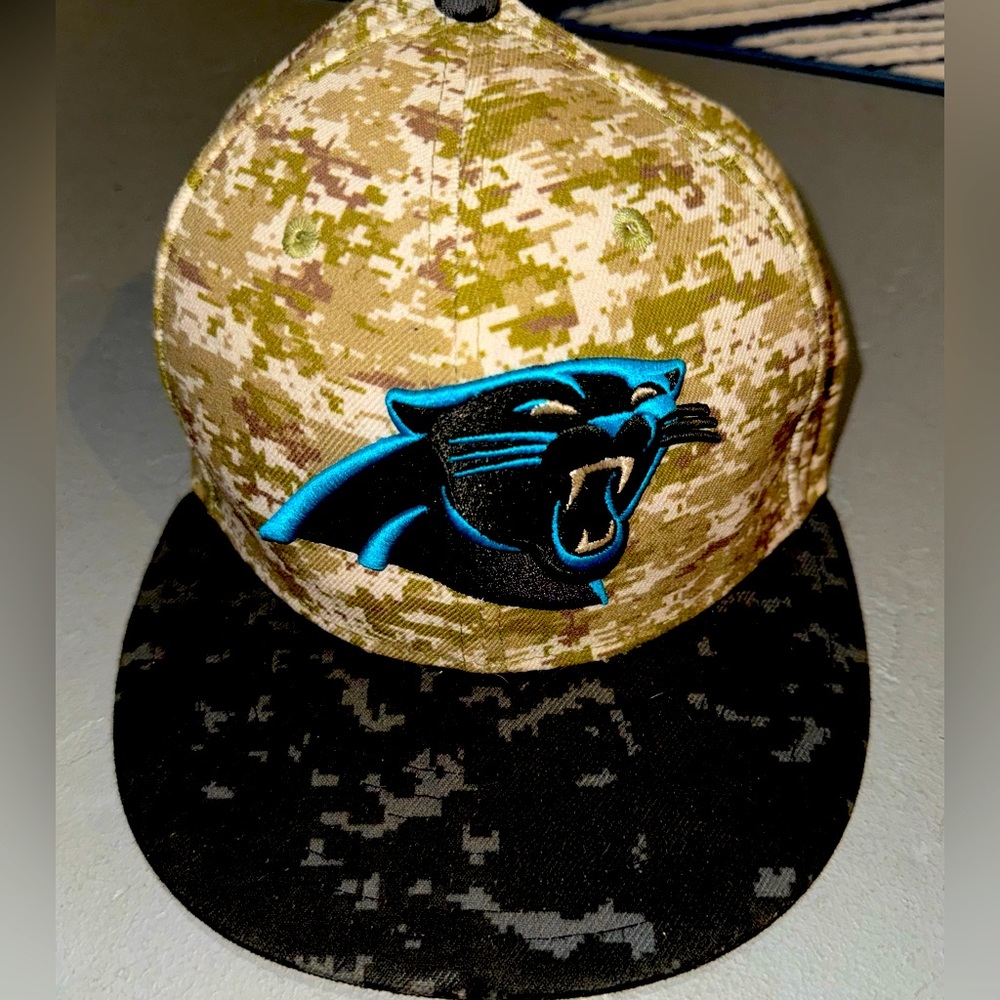 New Era - NFL Carolina Panthers “Camo” Fitted Hat (Size: 7 3/8)